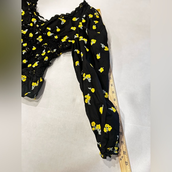 NWT Sister Jane Pasture Embroidered Puff Sleeve Floral Top Size‎ XL - Picture 9 of 10